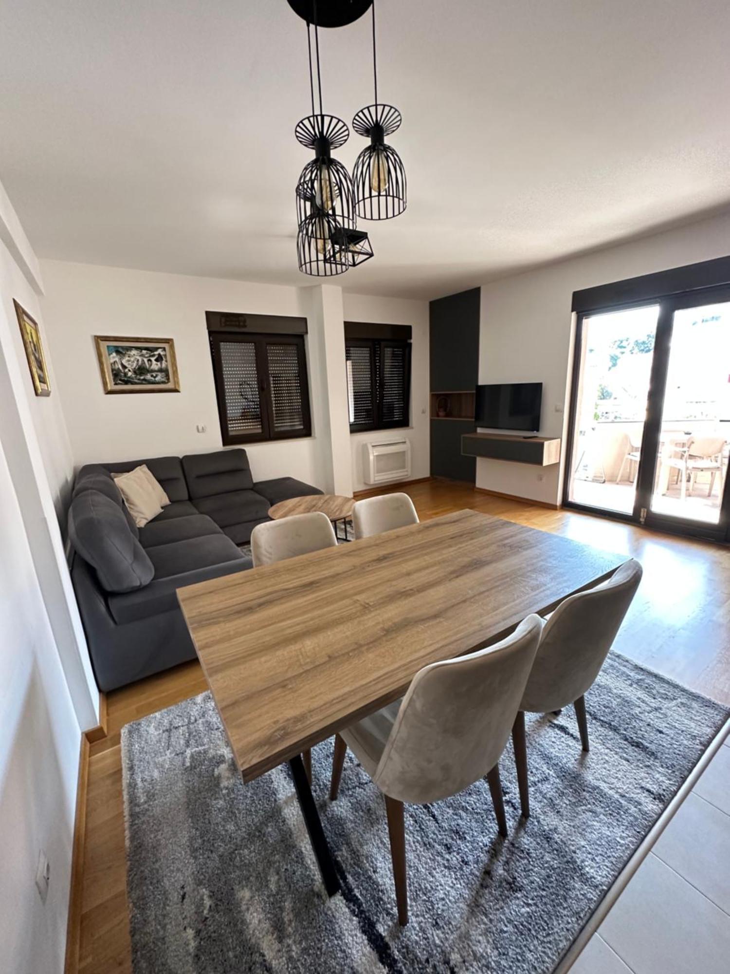 Apartmani Jedro ラファイロヴィチ エクステリア 写真
