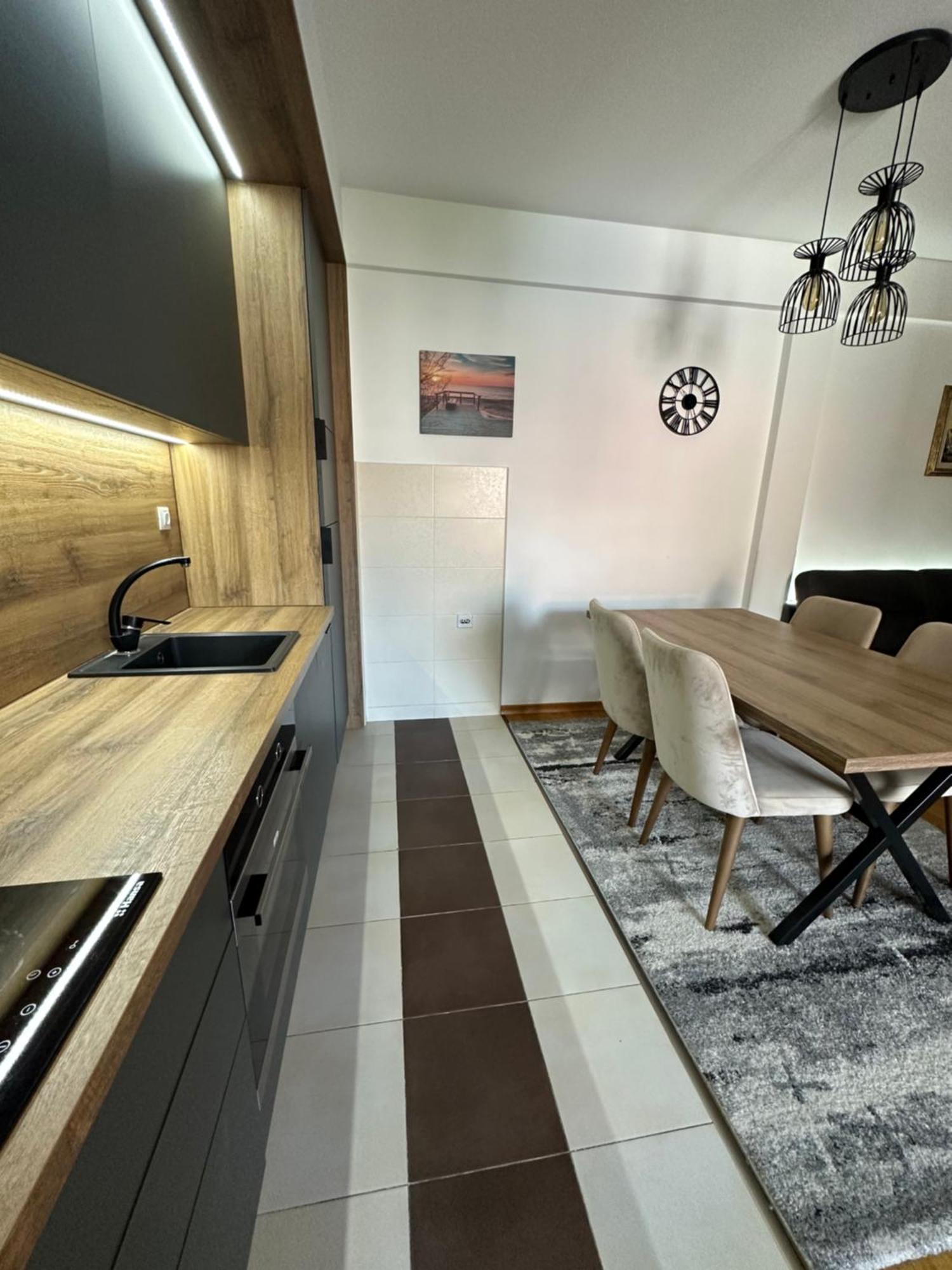 Apartmani Jedro ラファイロヴィチ エクステリア 写真